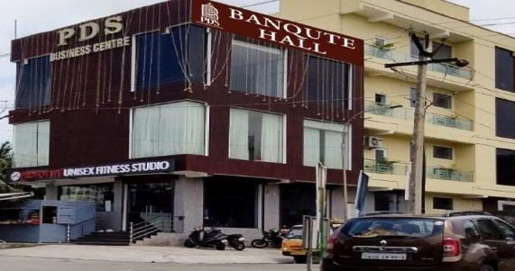 Small commercial building construction